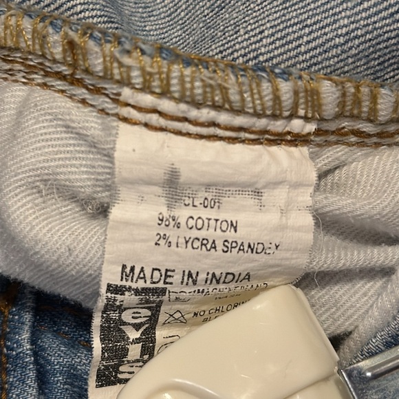 Levi’s women’s 517 30 x 34 cropped bootcut Light Blue Jeans casual everyday wear - Picture 5 of 7